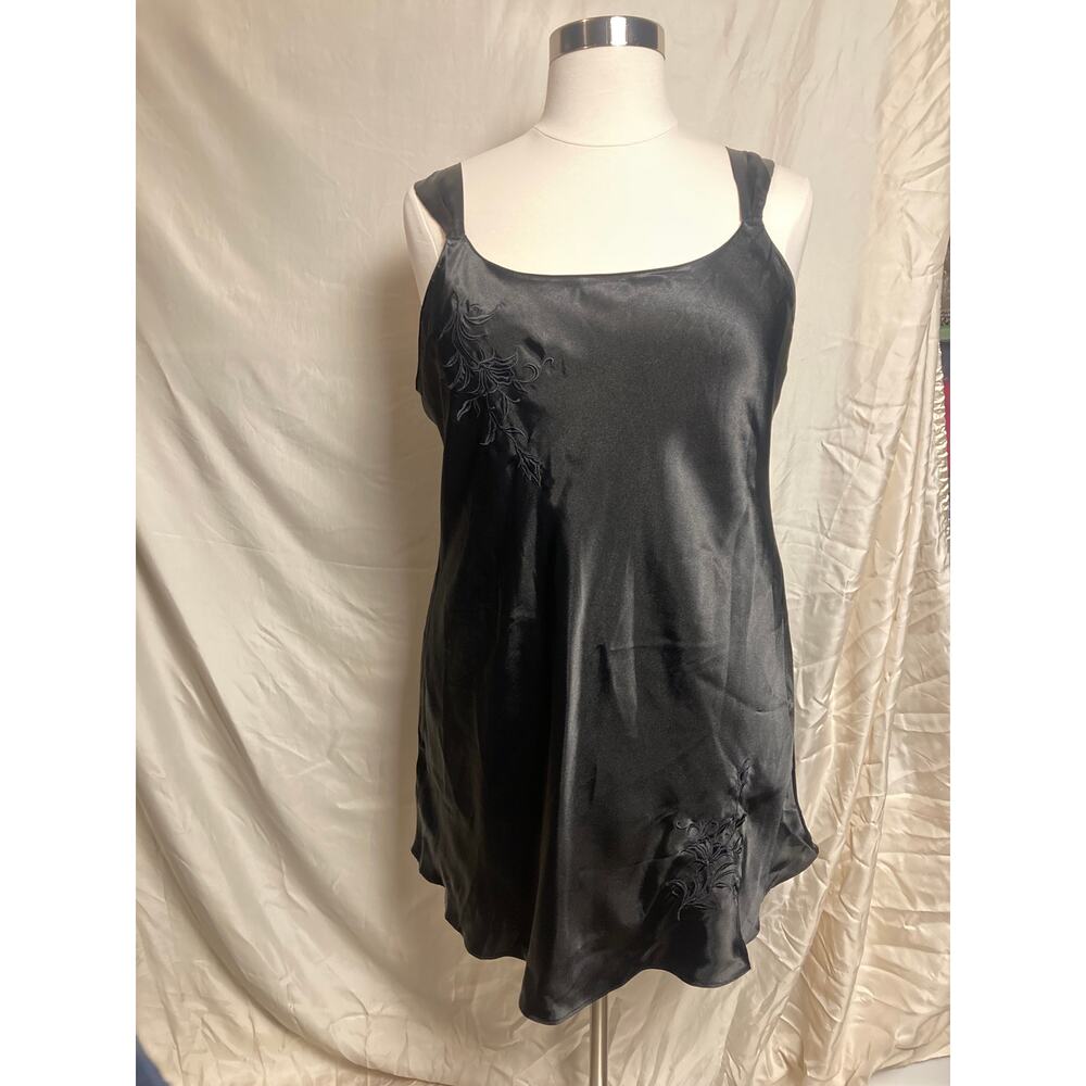 1X Inner Most women black flower floral embroidery satin tank strap nightgown